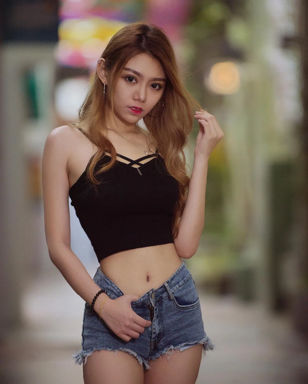 122011zmtb6z6kzv1emzk1.webp