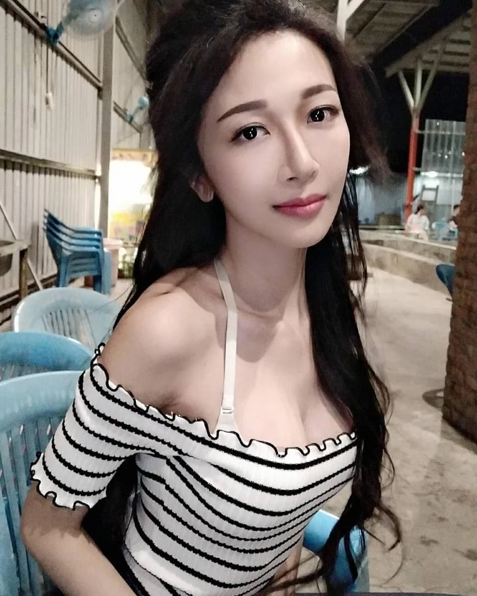 105659p9nmf29oo4iy0oln.webp