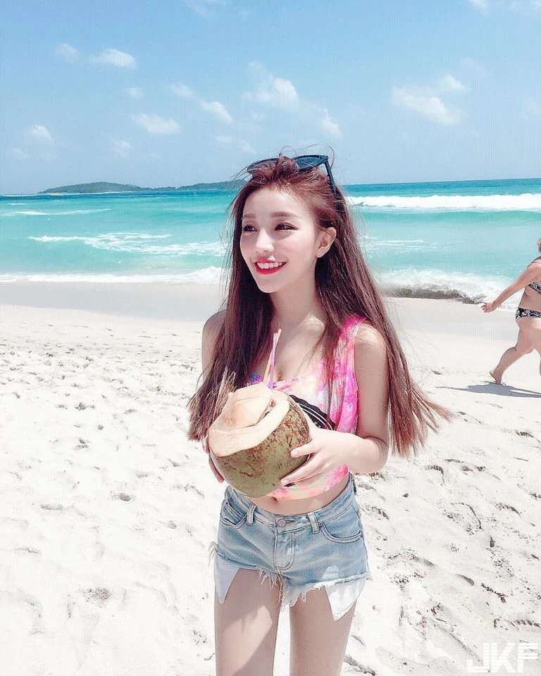 165159uyz5p1fp1r5st77p.webp