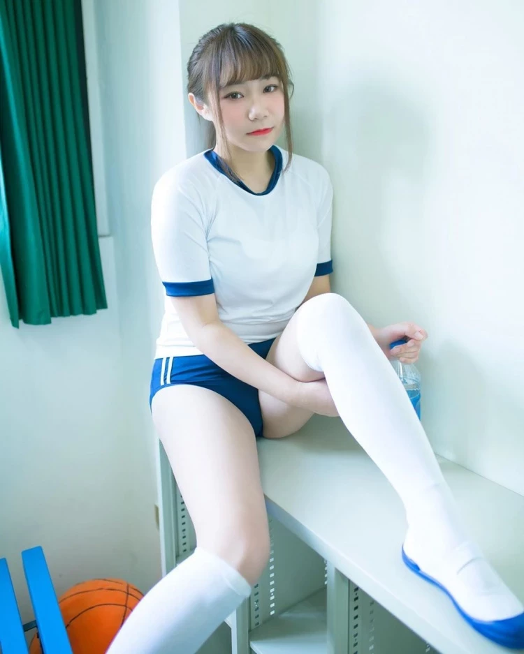 124405undx71m7dx679ef7.webp