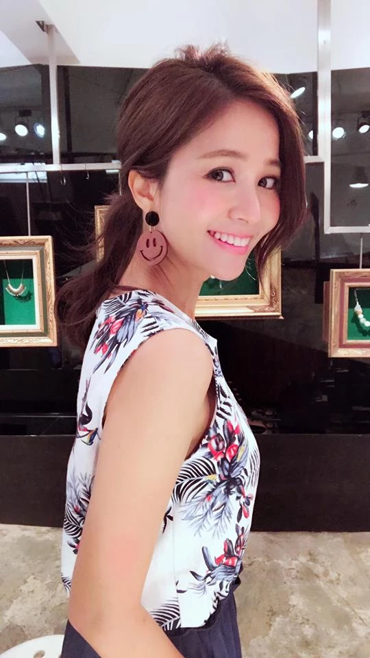 193055h4w3s1nzzagnzgwy.webp