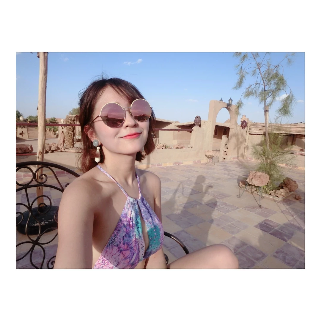 152301clr8mq48tk2vr8zi.webp