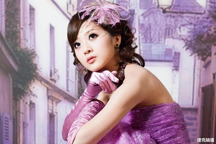 183932o4zx5p0j20eepxqq.webp