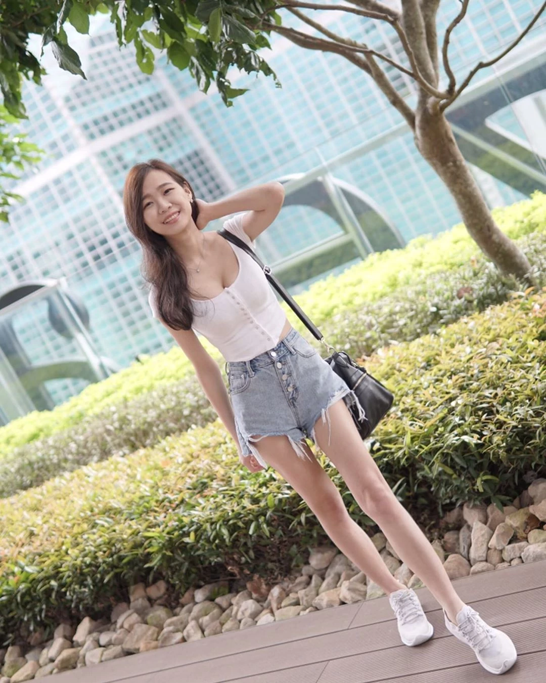 152848e0sl32fg00003g50.webp