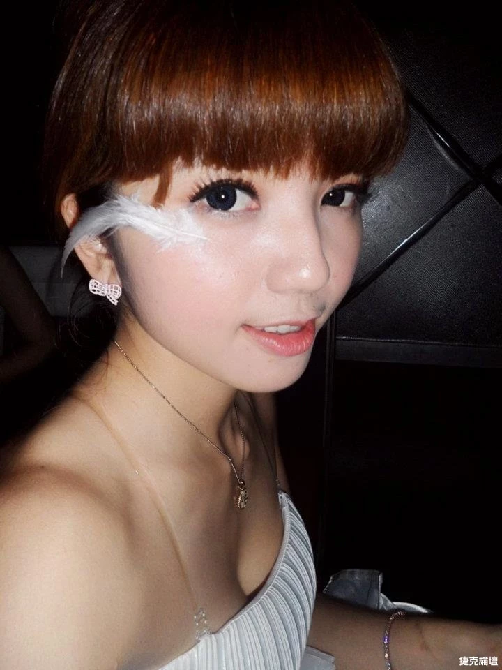 163755dps8dw58vy9u1s89.webp