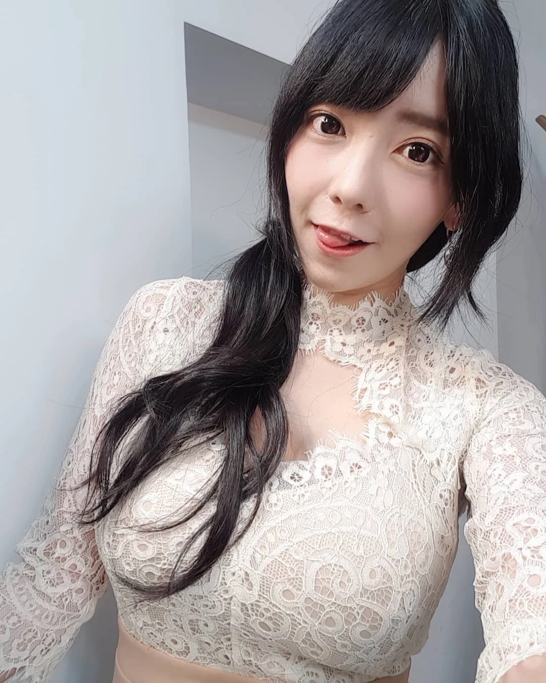160721ya3sa63sk7yjou99.webp