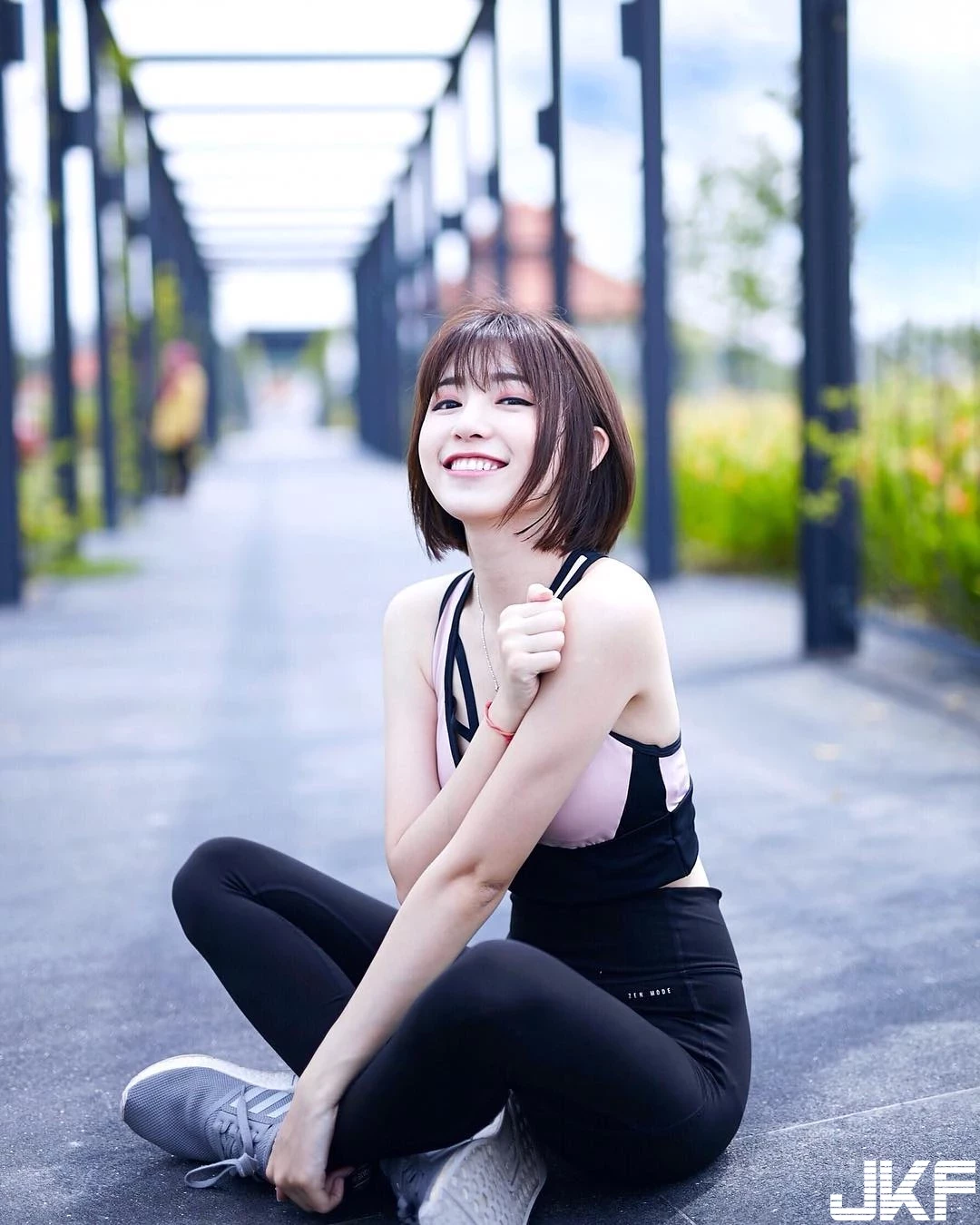 185847ywh053y9dldkp3zh.webp