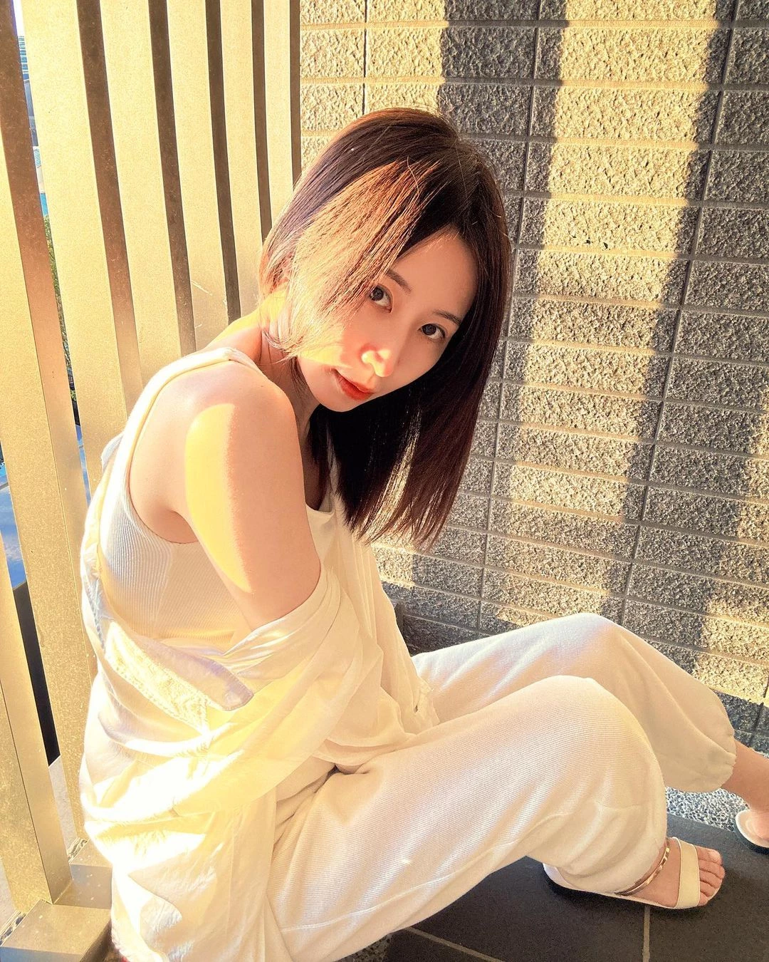 25041867.webp