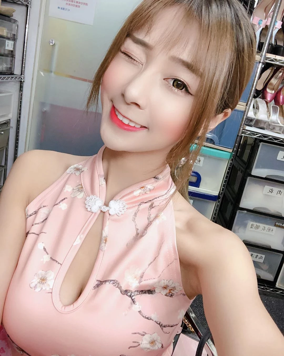3941808.webp