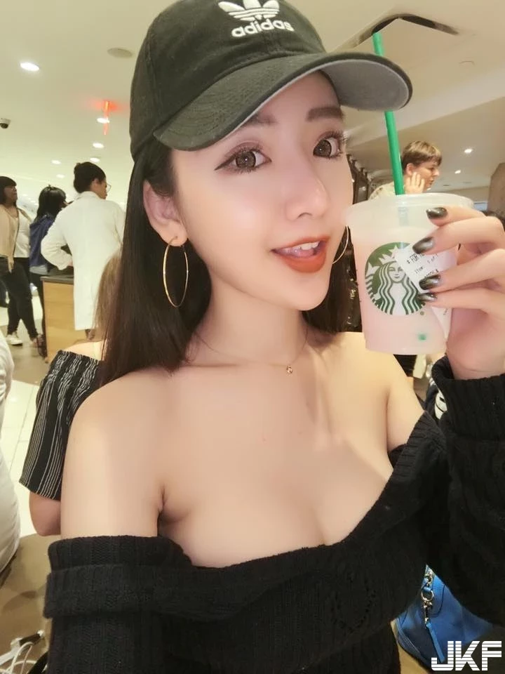 16773698.webp