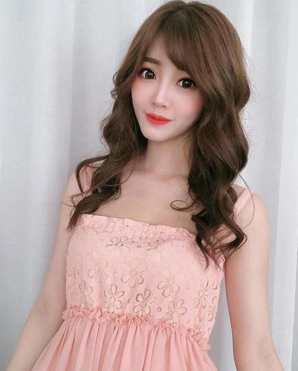 4055638.webp