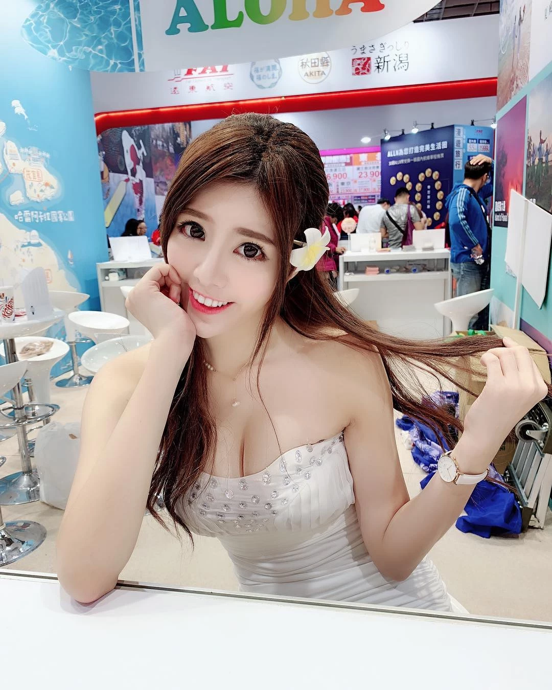 184254rnnnubazjzlweeze.webp