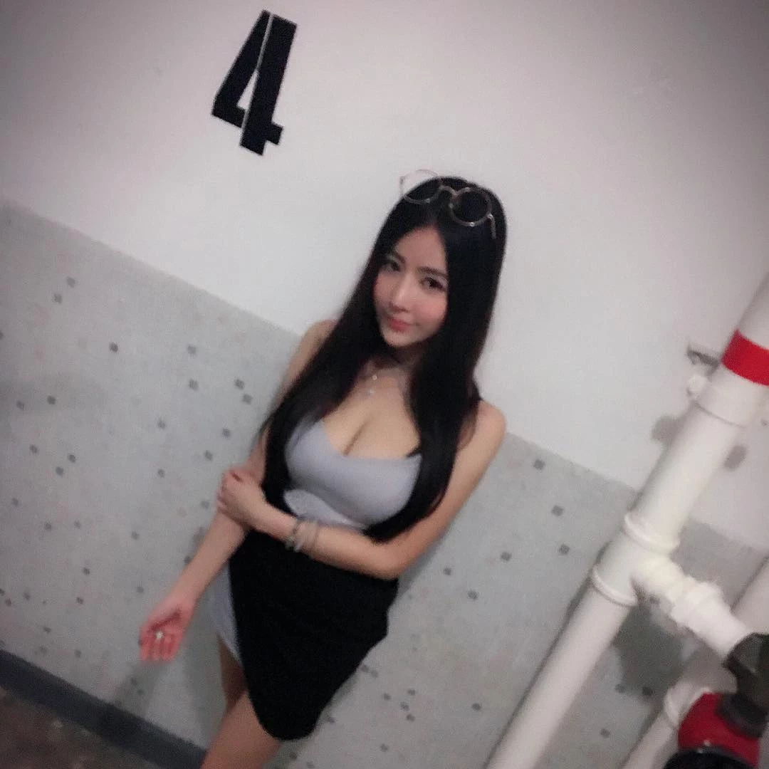 171841z44fj4fddcpglozn.webp
