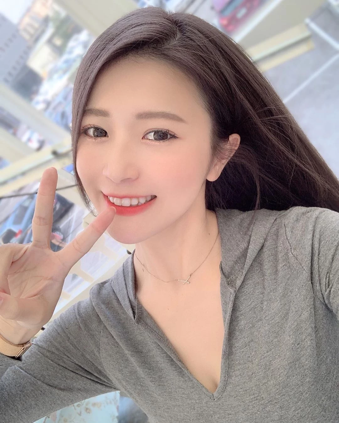 191937d6izx210iis3d63e.webp