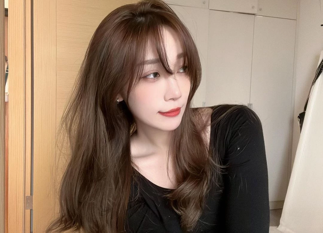 101206e00c77z0cr0slc4w.webp