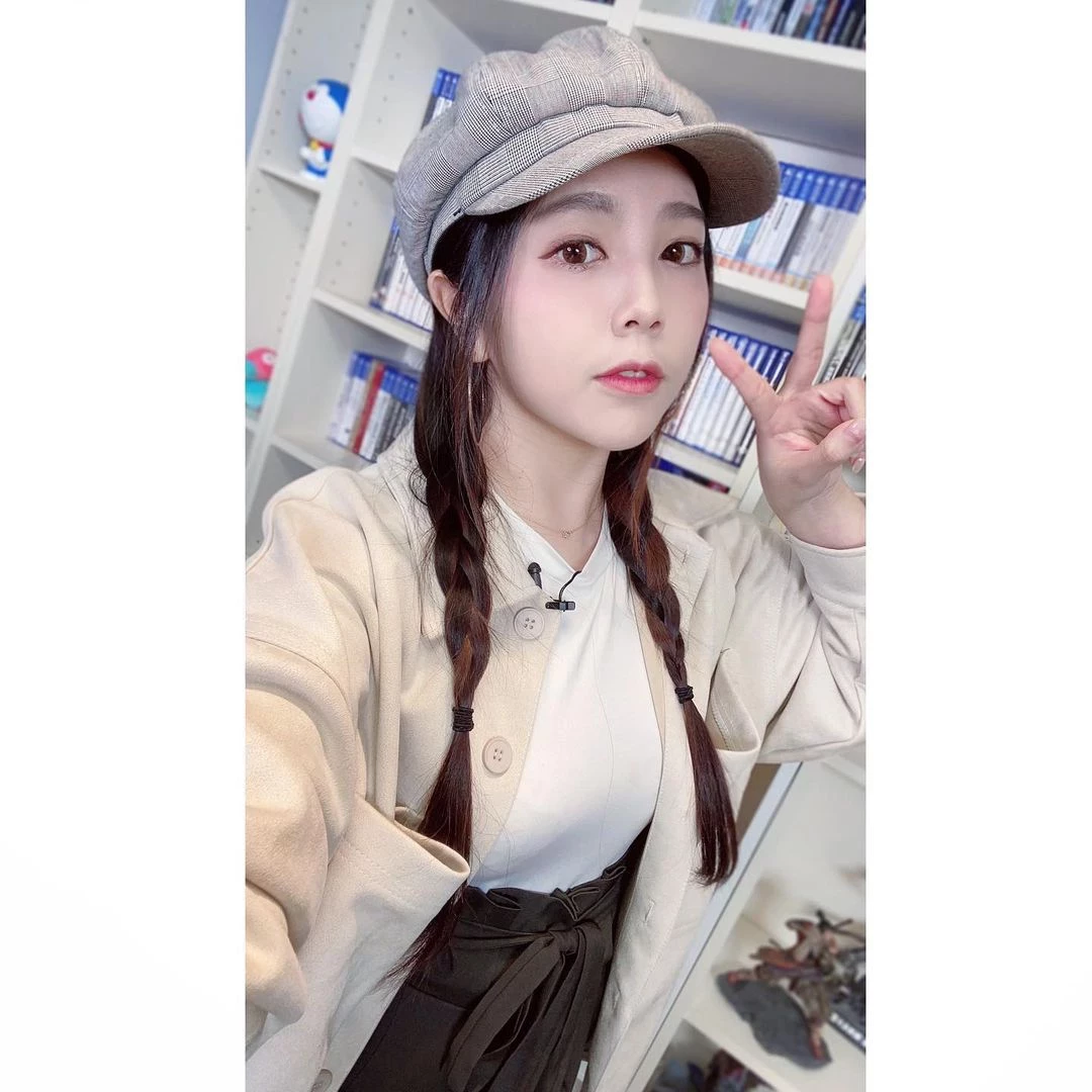 130353r99xubxsmil8l1z8.webp