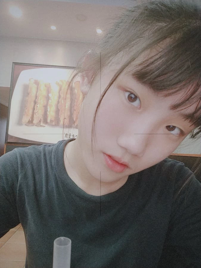 130346z22kyzrk84zrzrfb.webp