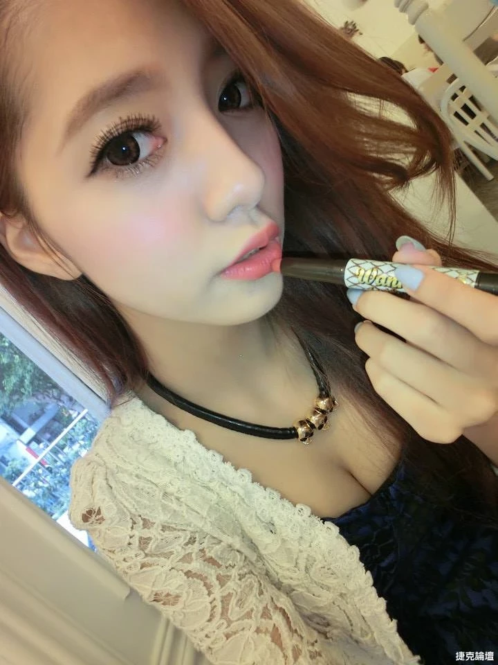182132d887zzp834yaga9i.webp