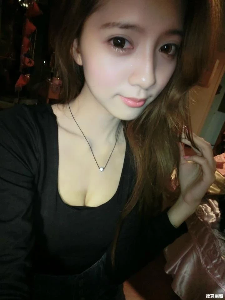 181054u0qr2r7trt8r6jt7.webp