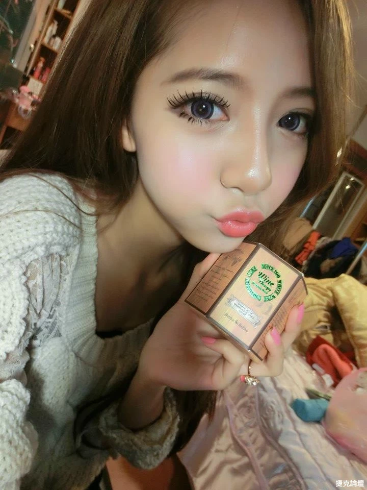 181145o3u99cdrsl3pudu4.webp