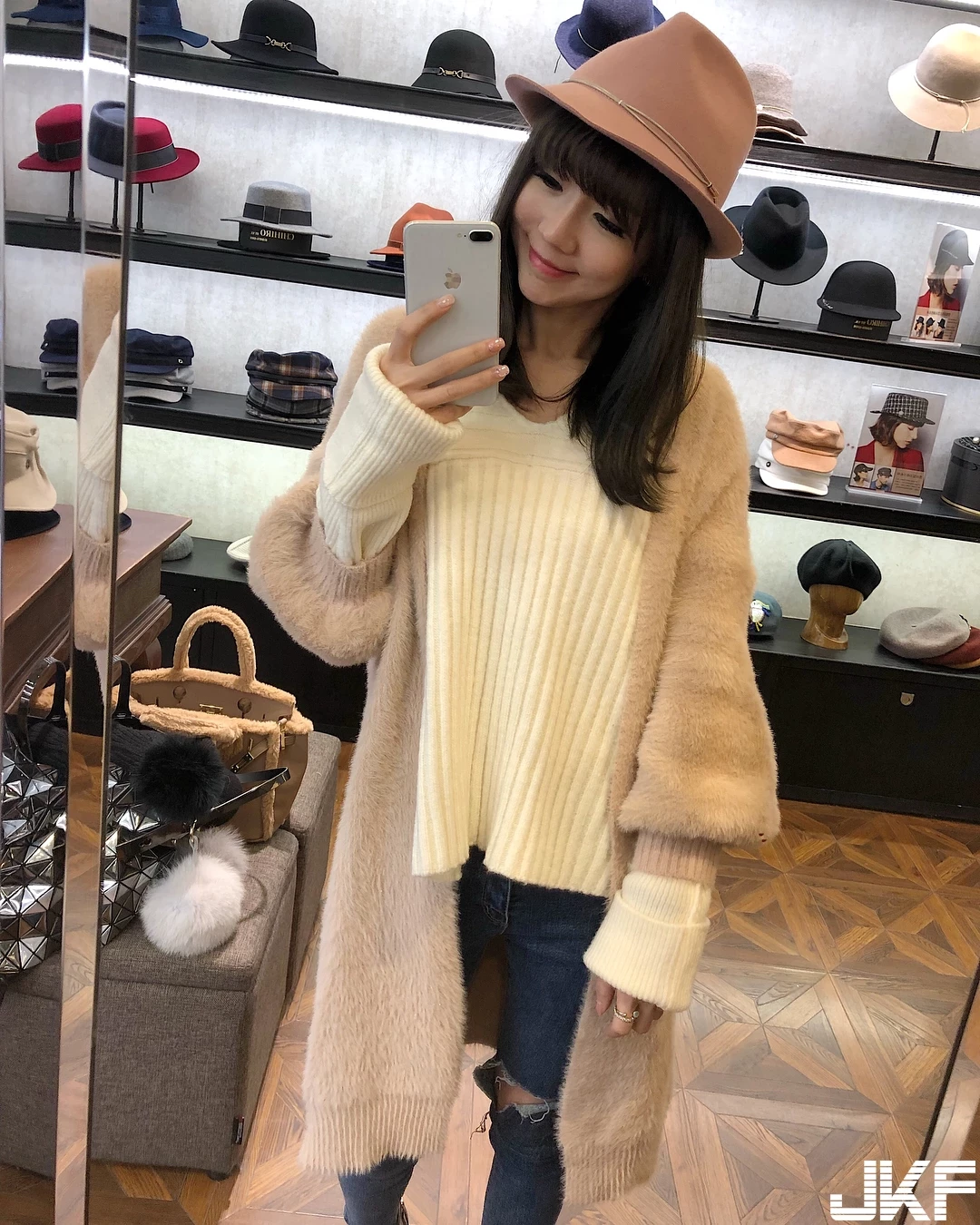 175054wgigu9h50k6h9ig1.webp