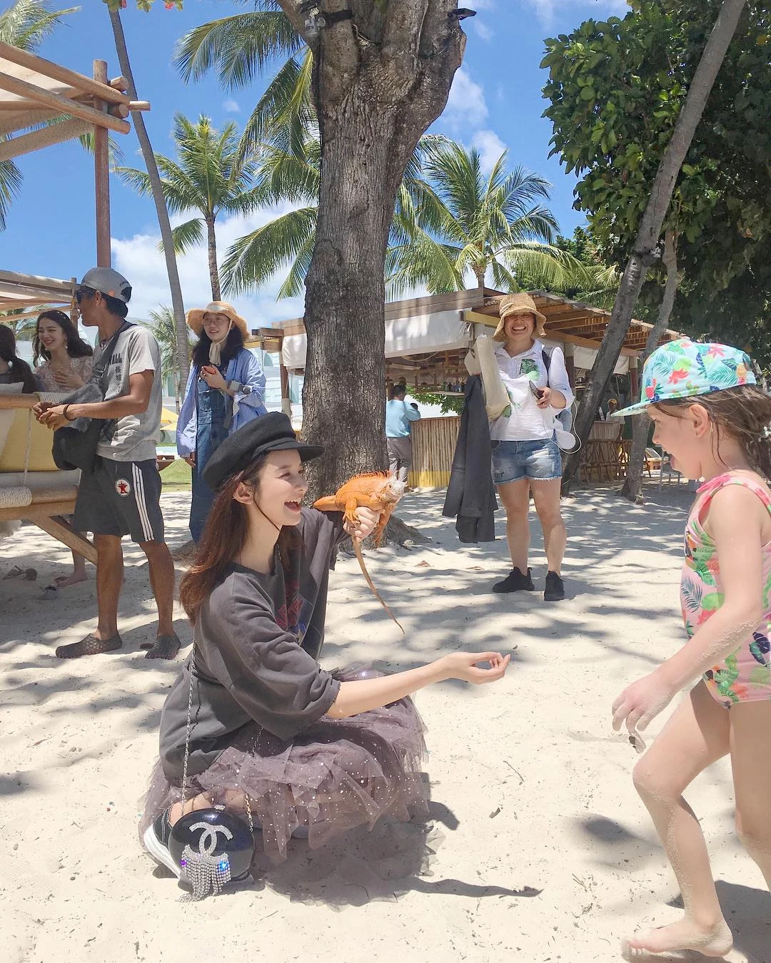131604m9eemi2mieie5329.webp