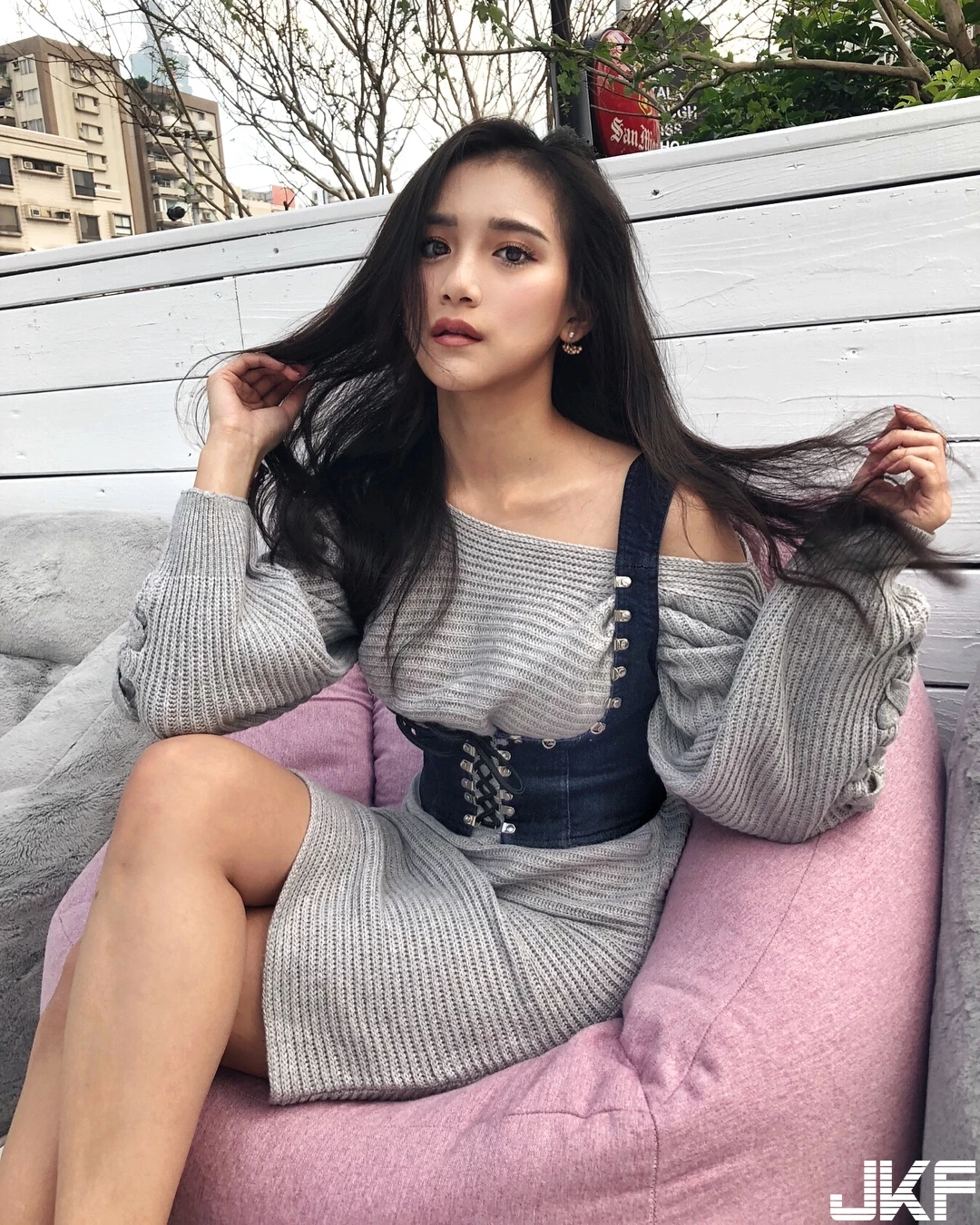 160812tqih4t8zm8golmog.webp