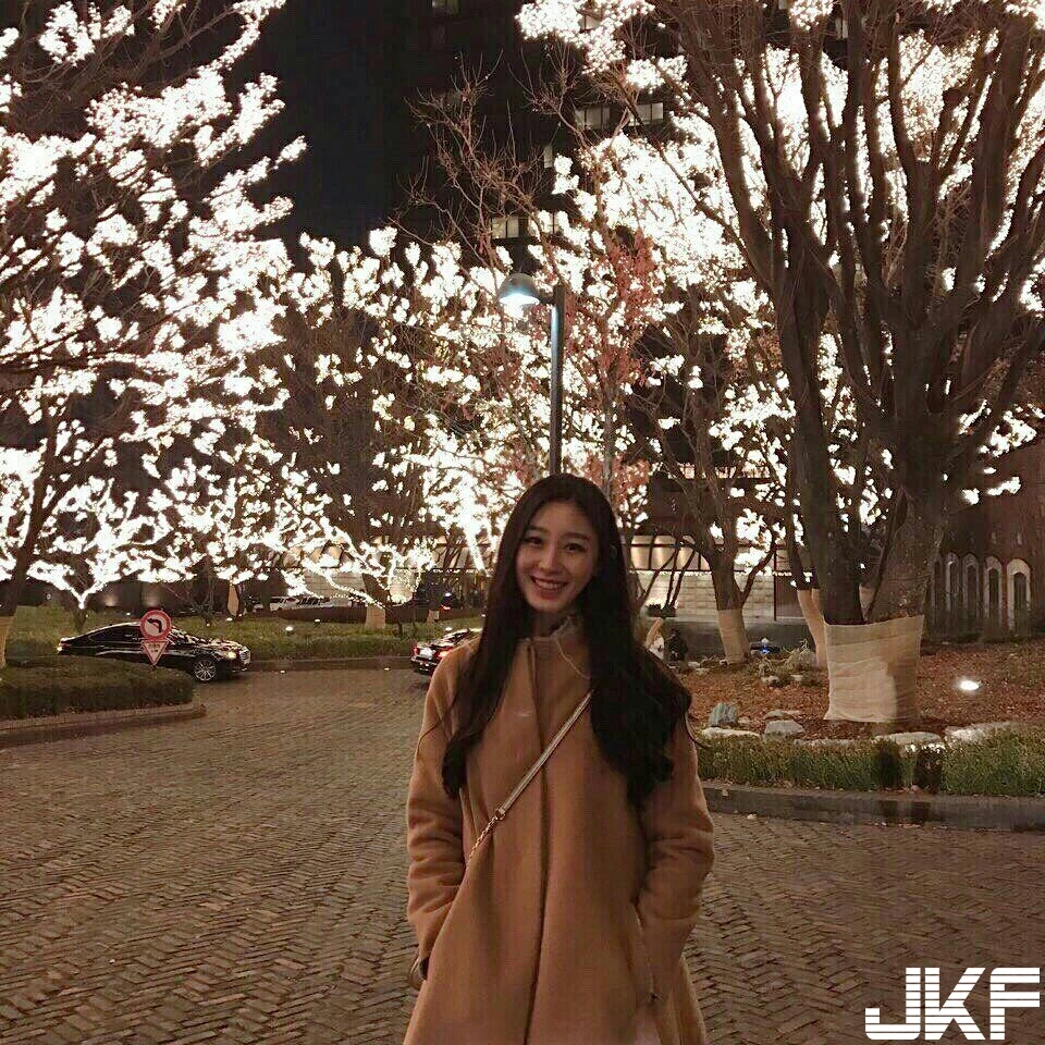 122316cm4o5kpu575ipz7p.webp