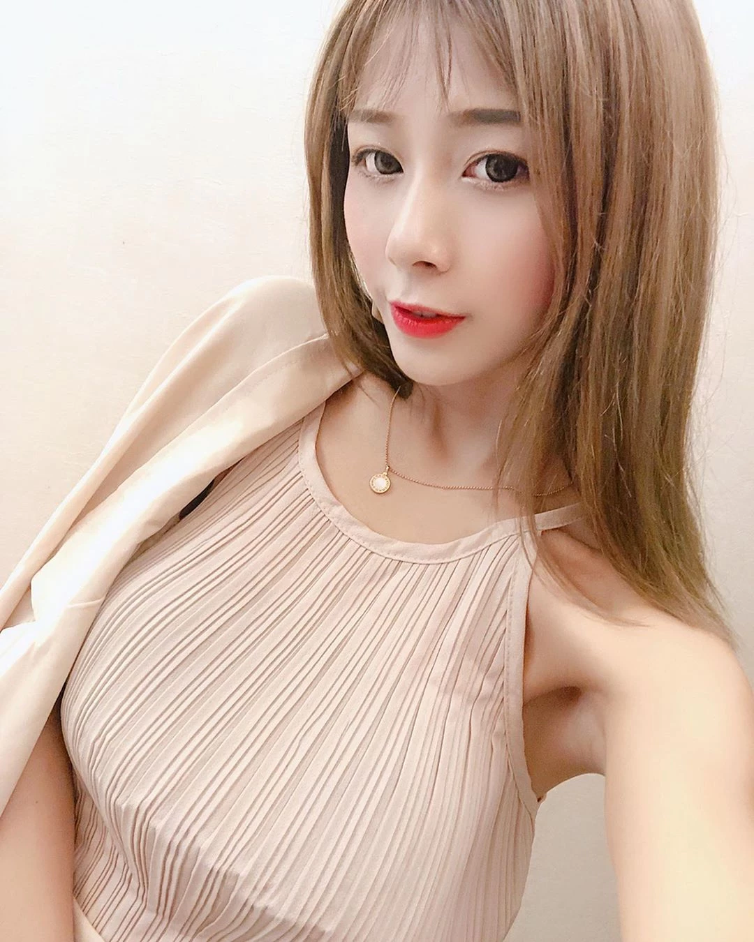 3941807.webp