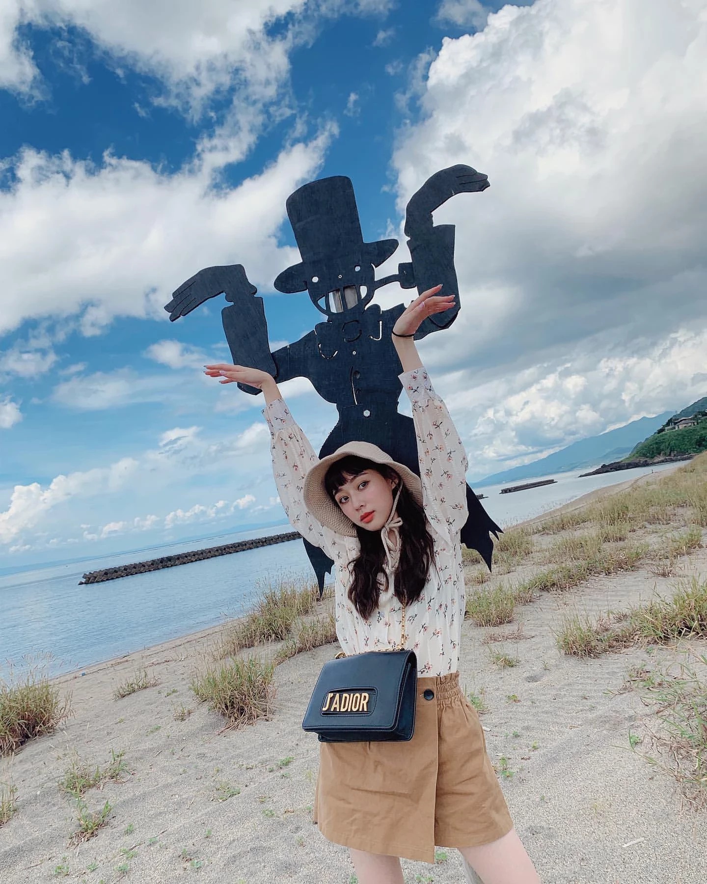 4186298.webp