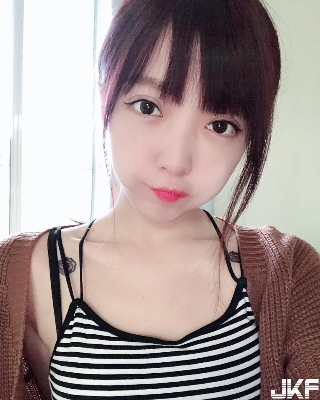 4650090.webp