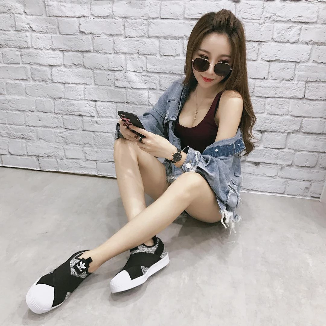 4099117.webp