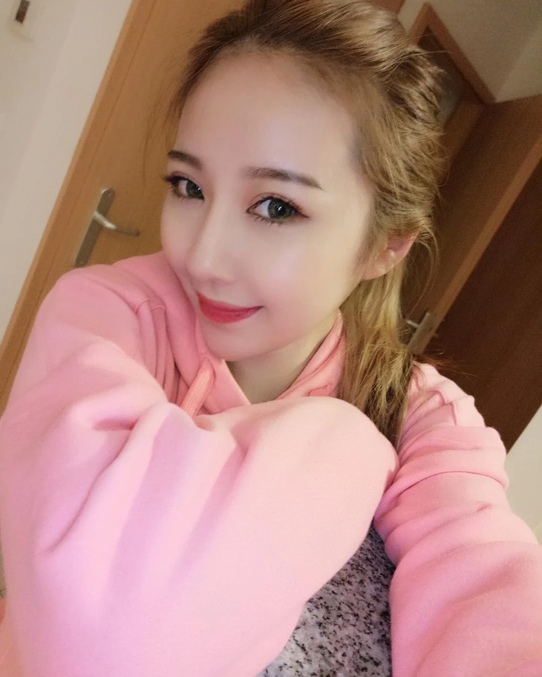 4099128.webp