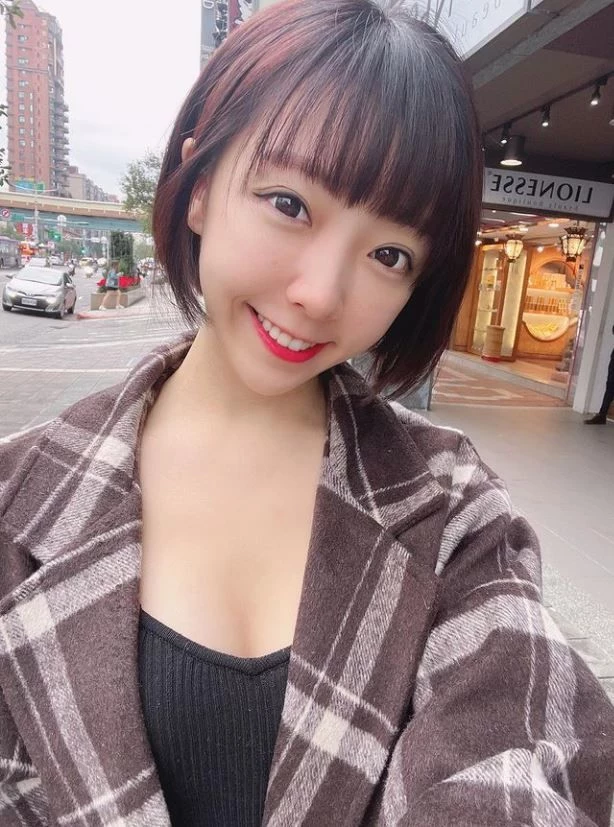 1672086.webp