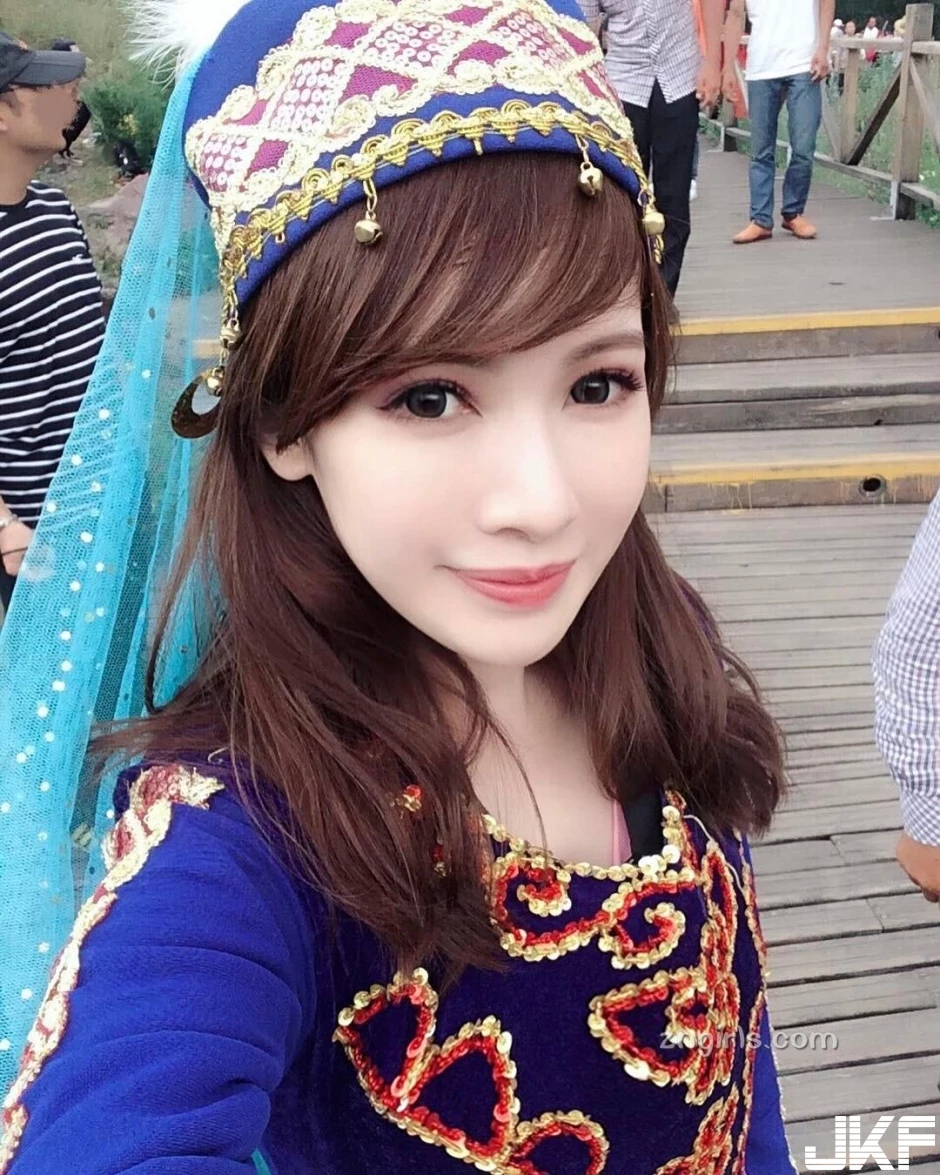 7268047.webp