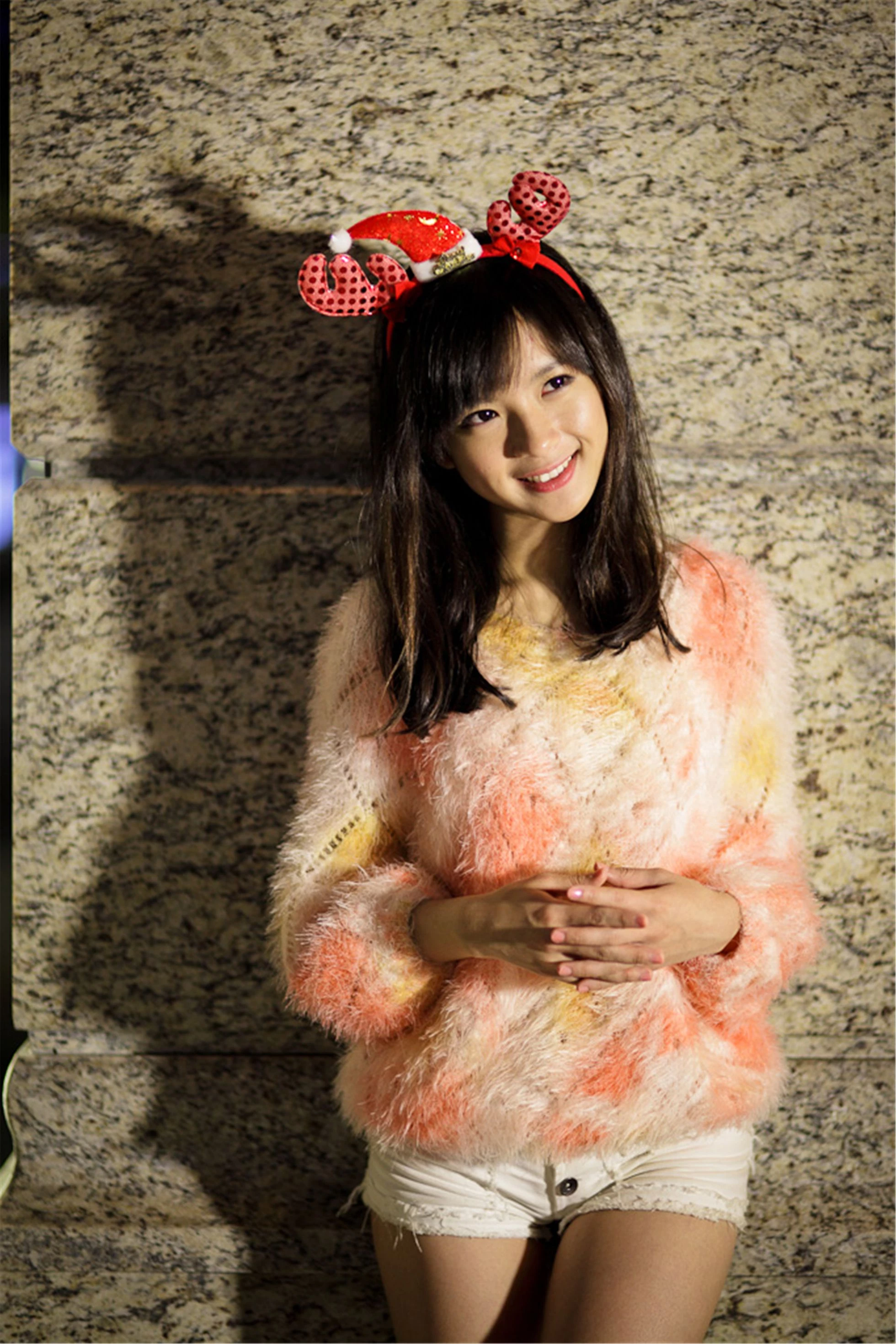 155653h433bg057by0czxj.webp