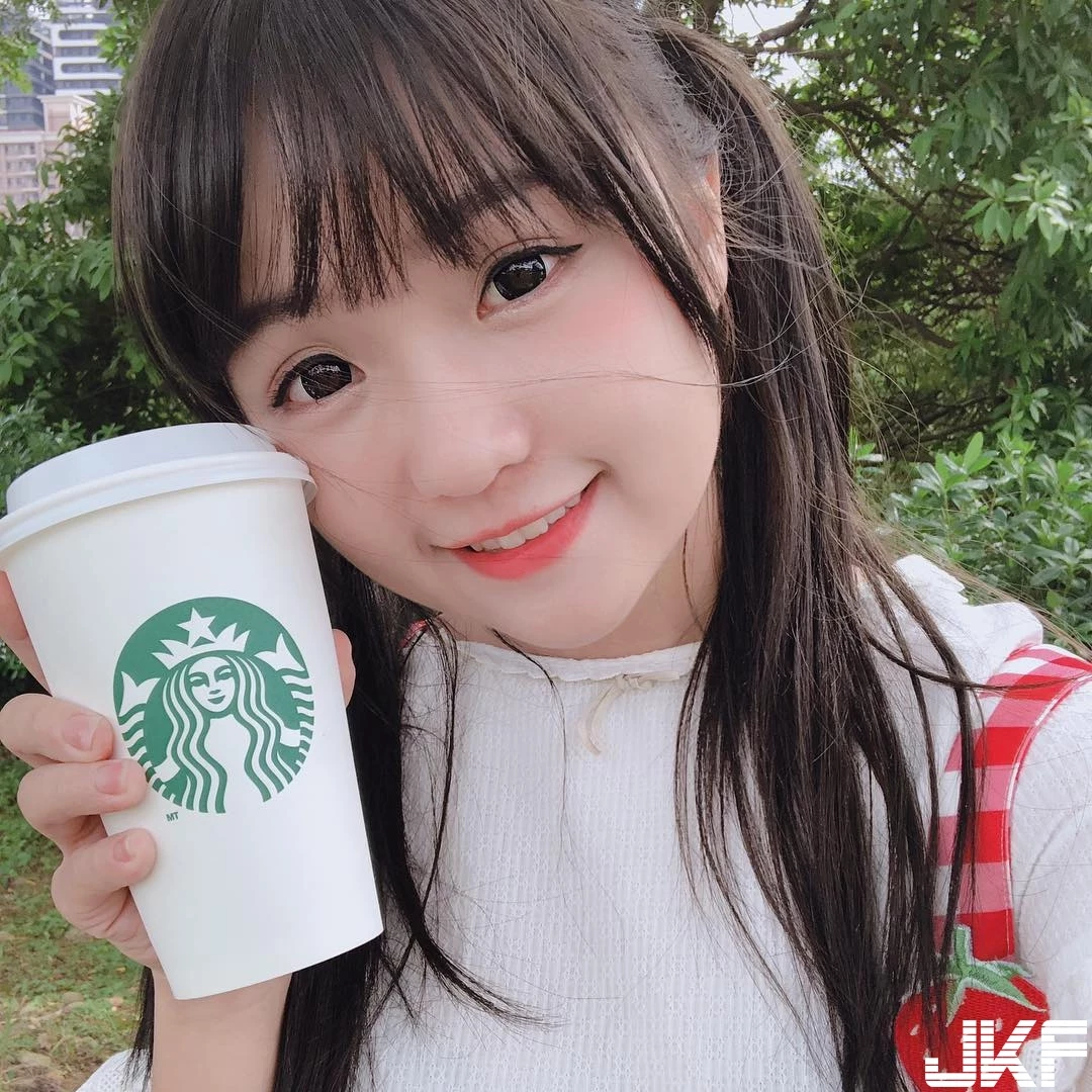 164044v6t444bs71q4et76.webp