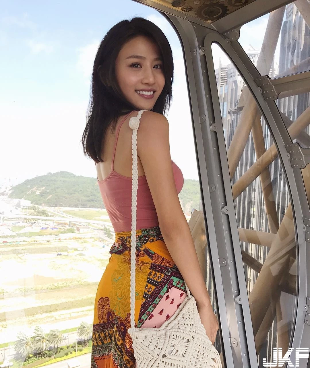 154934dl882m86ratmqrdr.webp