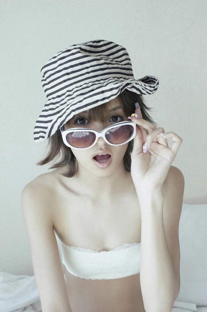 205239b3jv5j3lp3l21t4a.webp