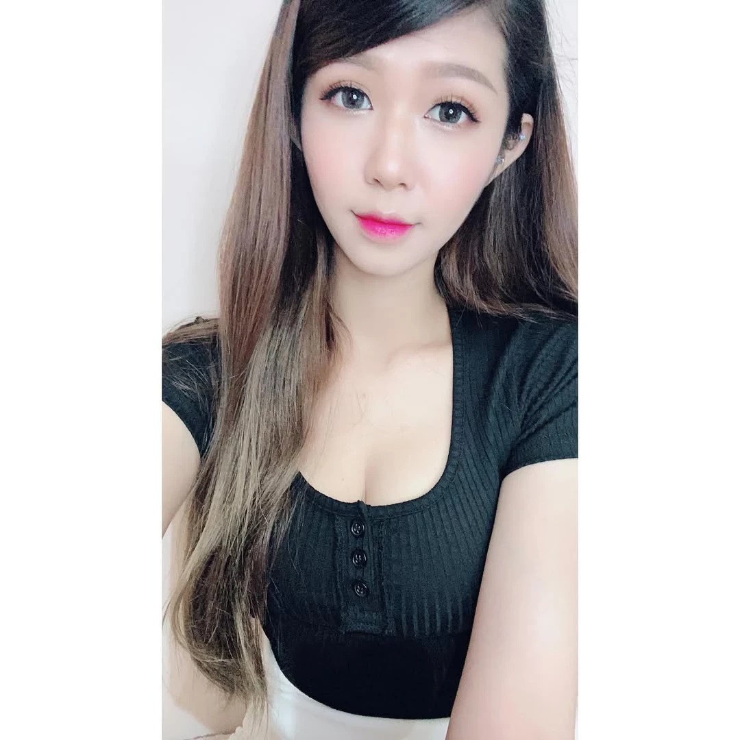 31883242.webp