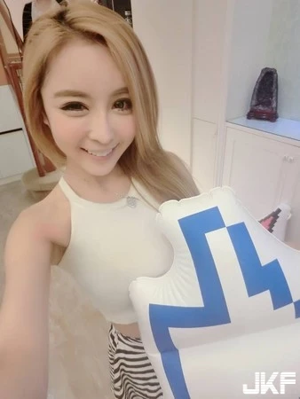 16865957.webp