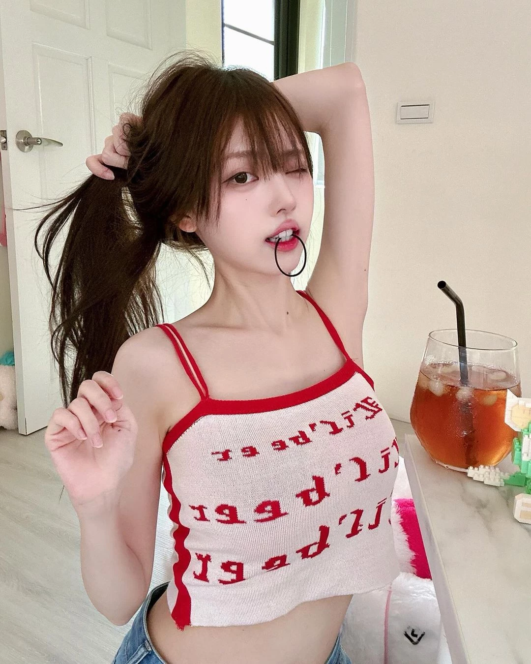 30989855.webp