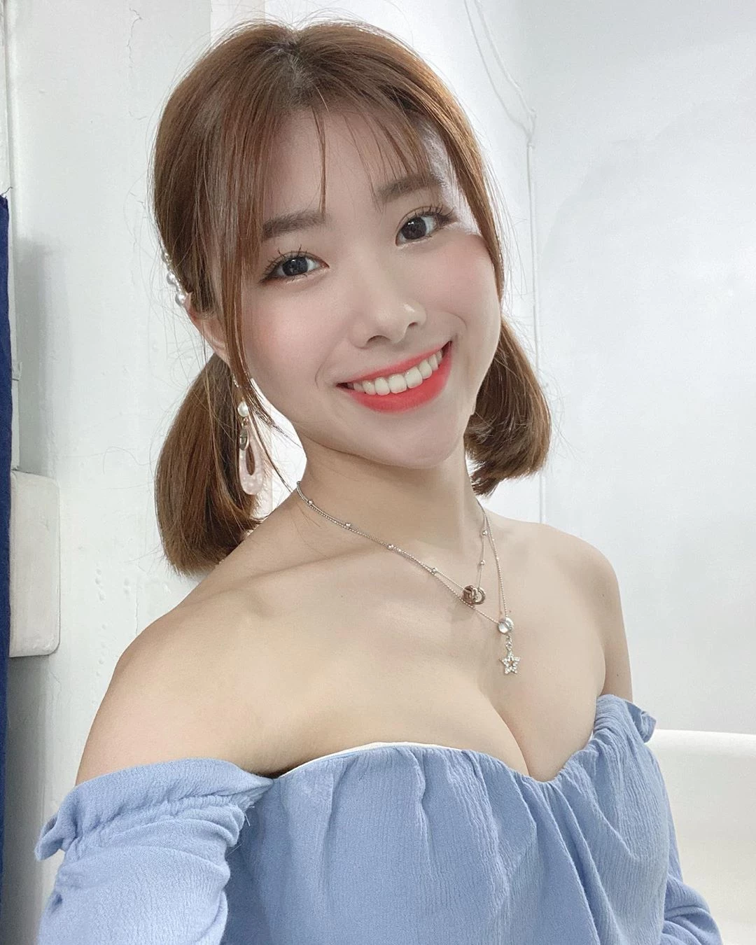 1729923.webp