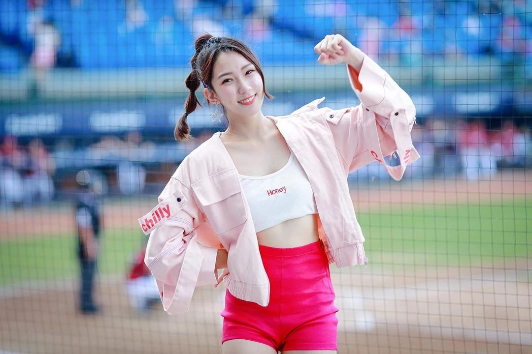 1729955.webp
