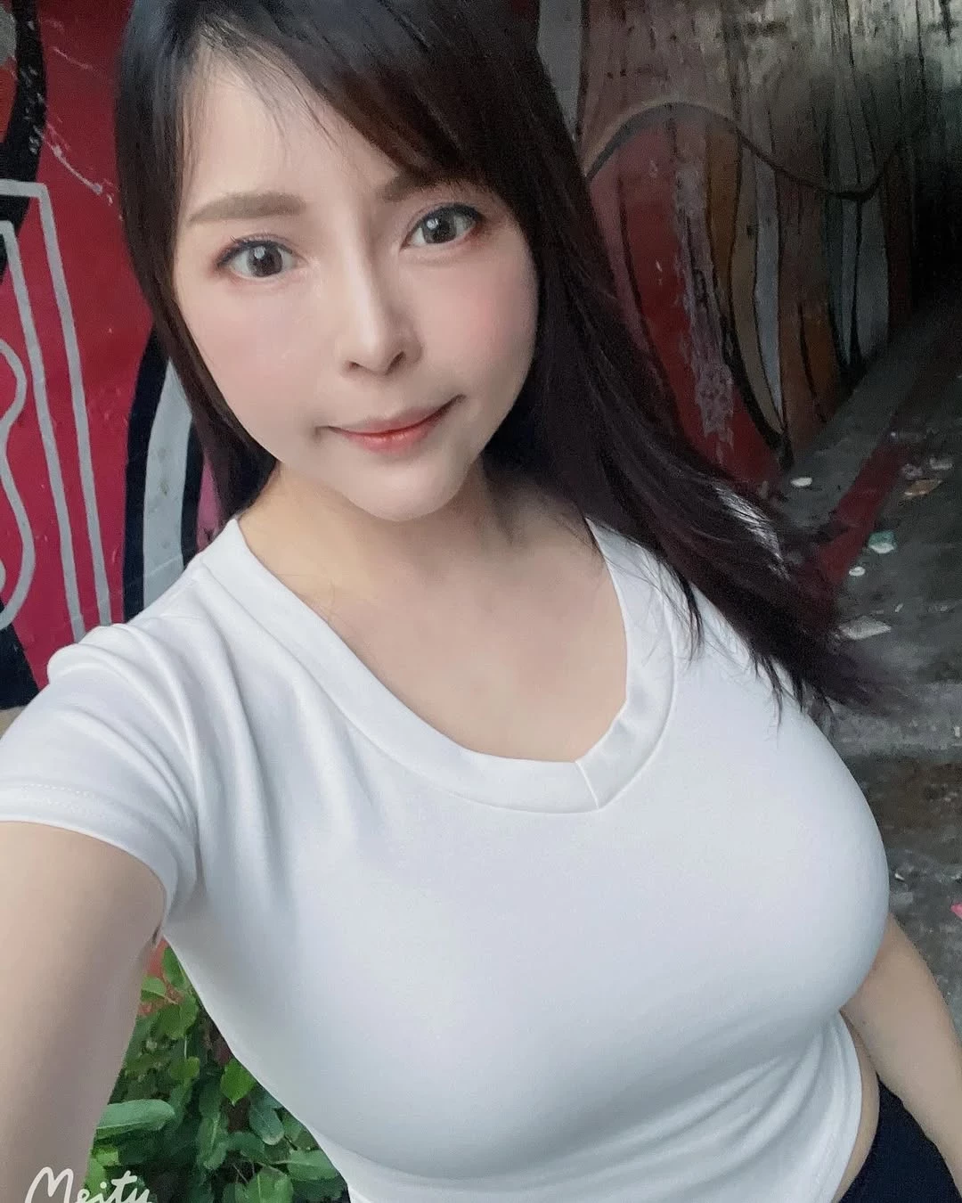 31892901.webp