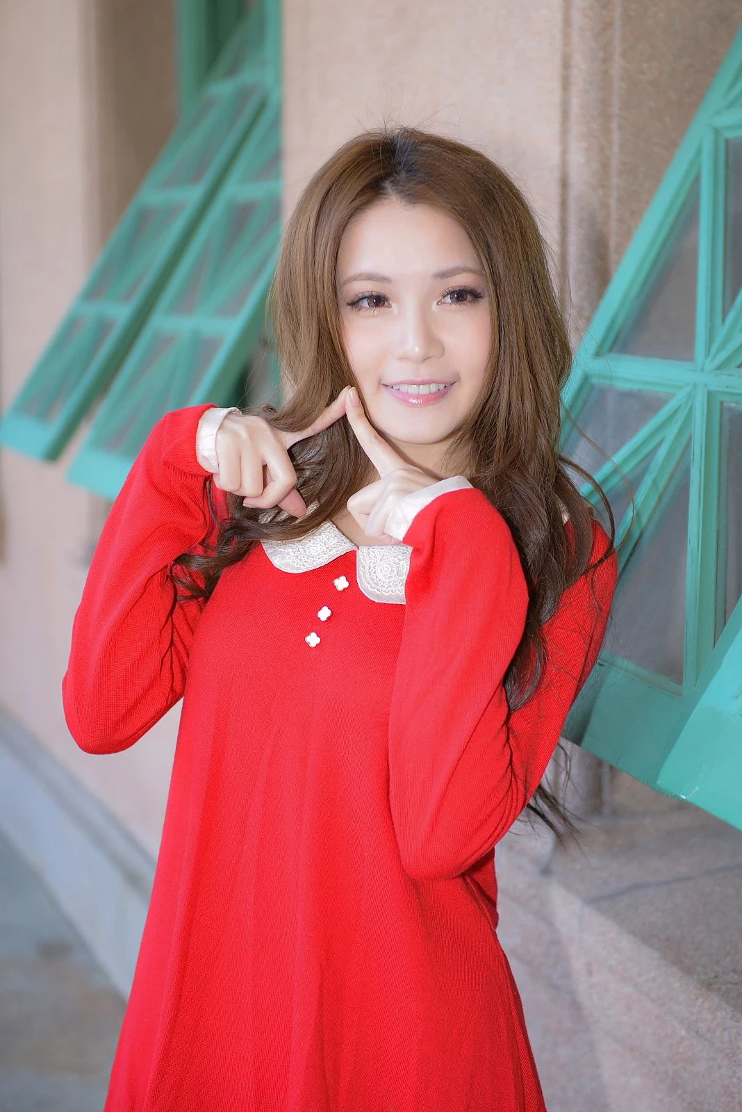 30745672.webp