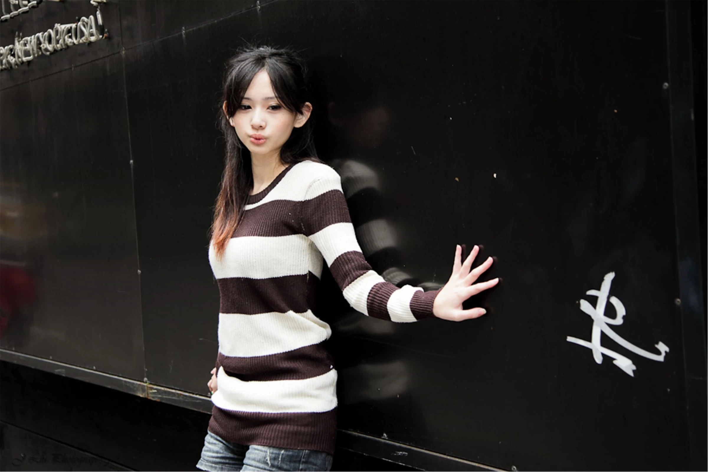 30743276.webp