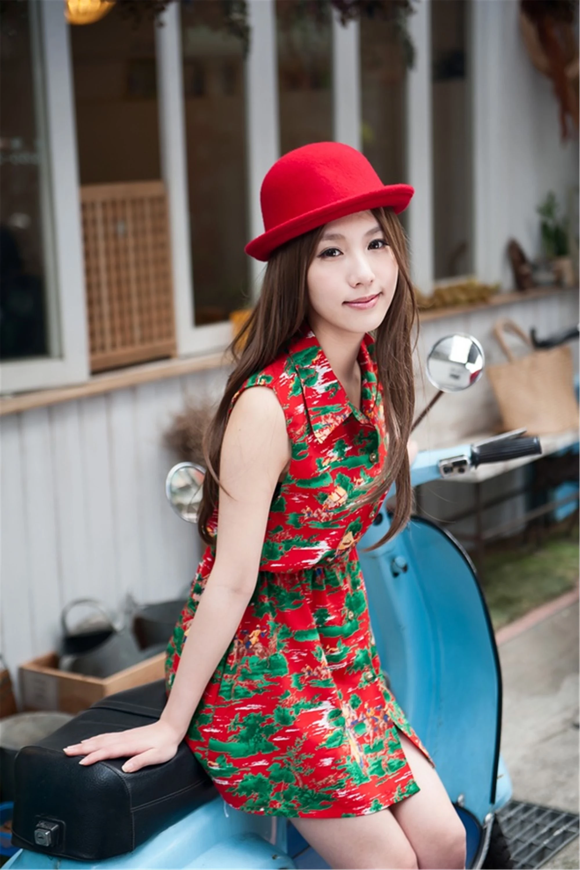 30743316.webp