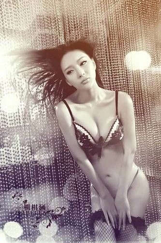 17807352.webp