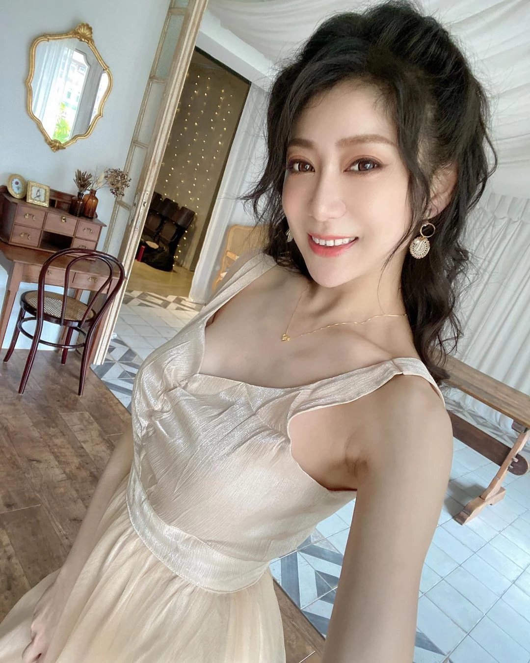24155916.webp